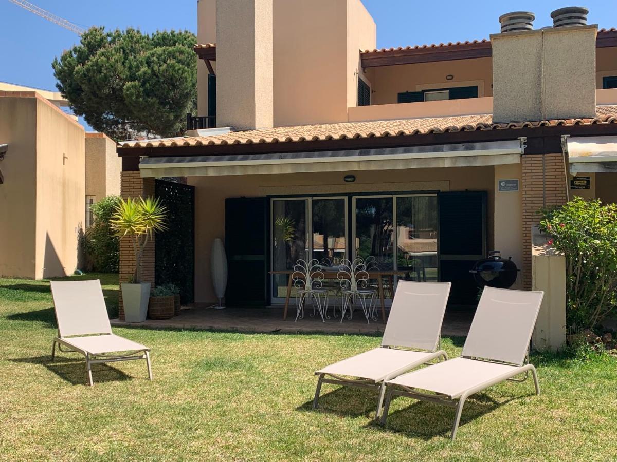Casa De Ferias Com Piscina - Condominio Vilamouratenis Luaran gambar