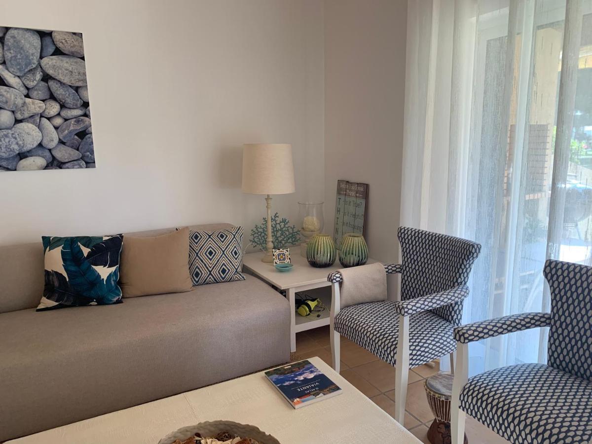 Casa De Ferias Com Piscina - Condominio Vilamouratenis Luaran gambar